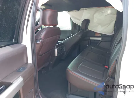 2017 Ford F-250 King Ranch z USA, uszkodzony, nr VIN 1FT7W2BT7HEC77016